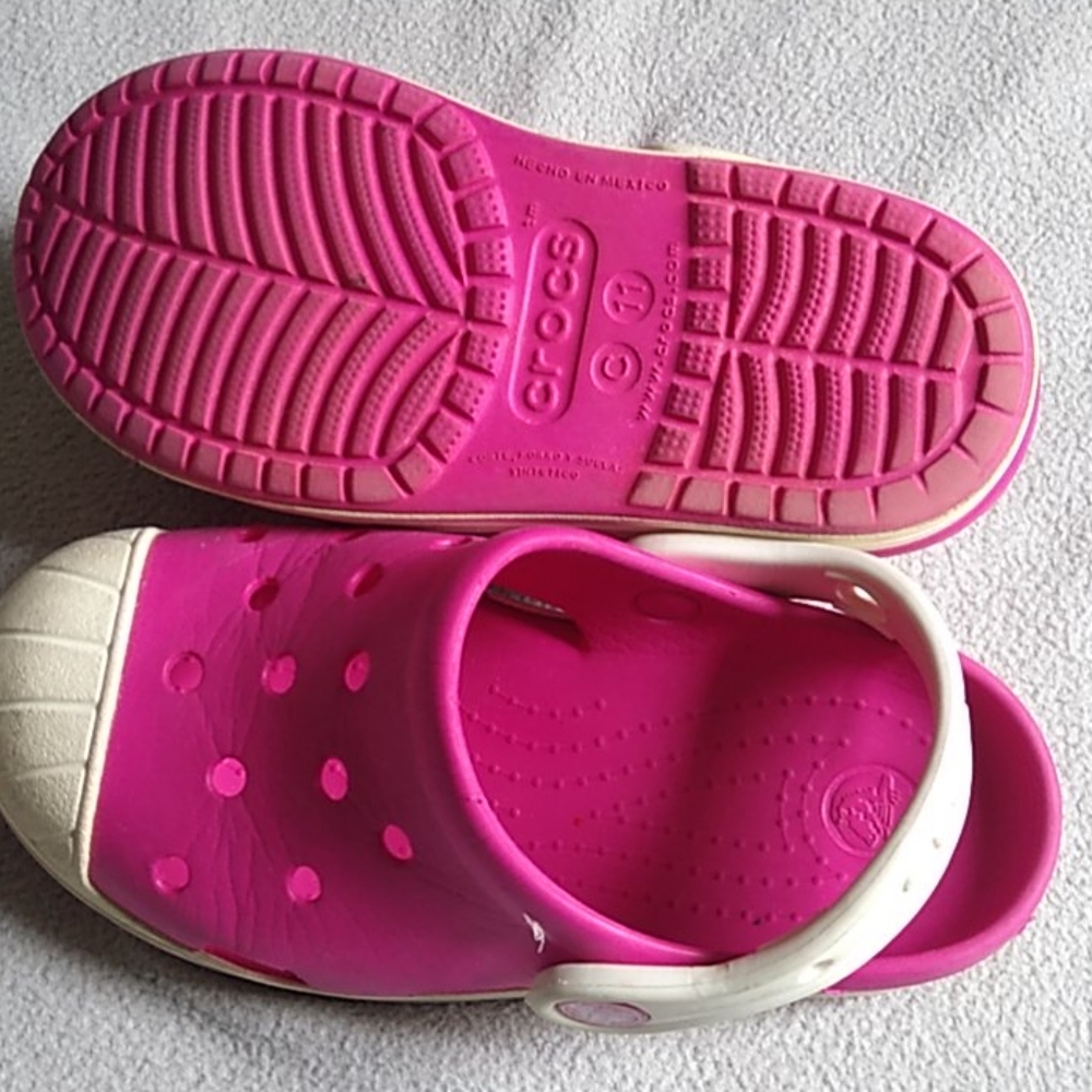 Crocs - Picture 2 of 3